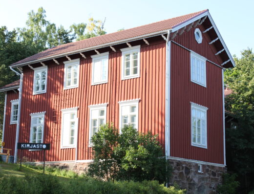 Karjalohja Library